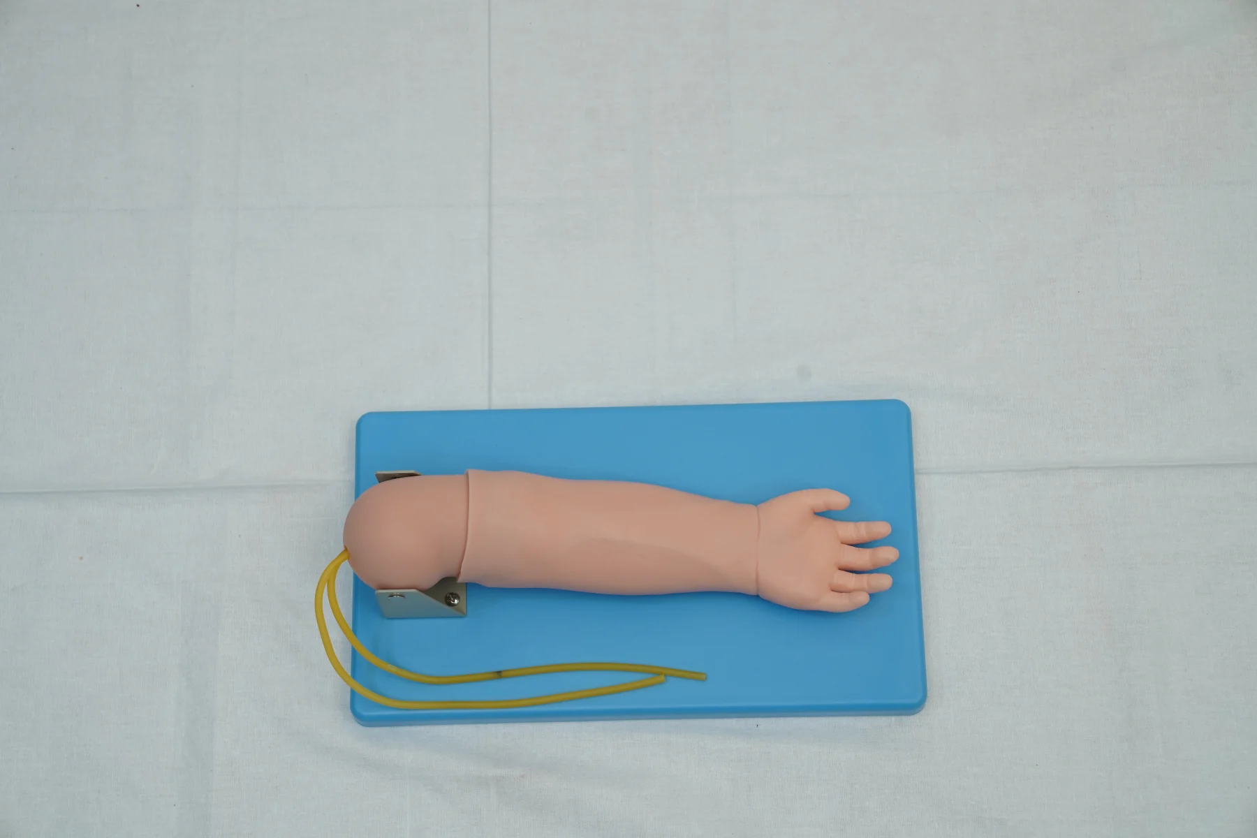 Advanced Pediatric Venipuncture Hand Model thumbnail 5